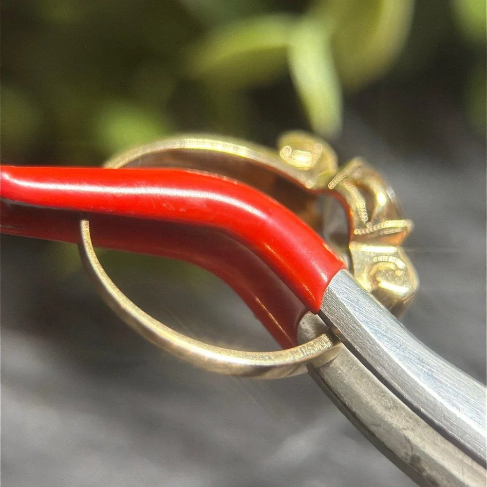 10k Gold Circle Stone Ring